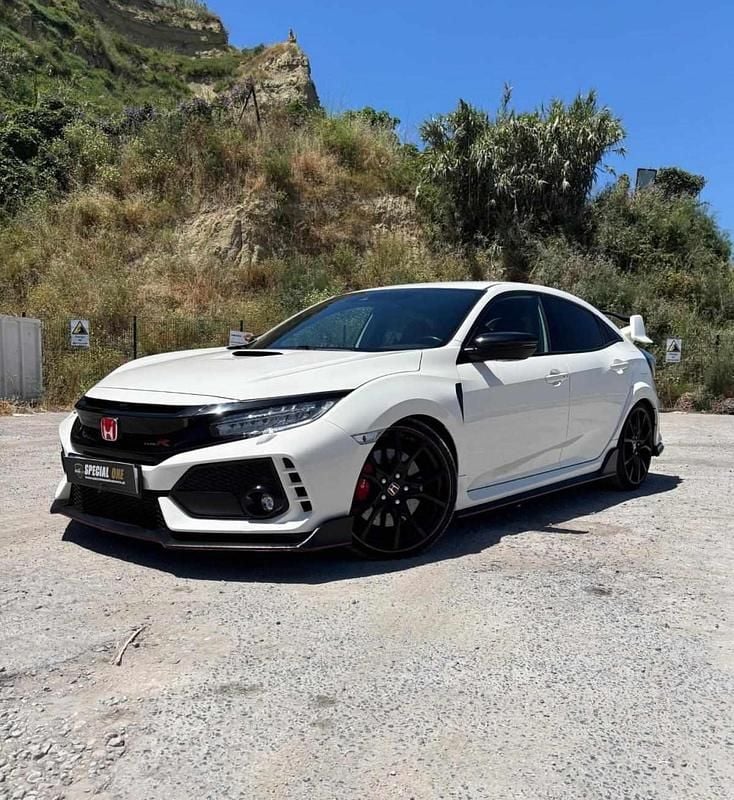 Usado Honda Civic 320 HP (235 kW) 2020 Branco