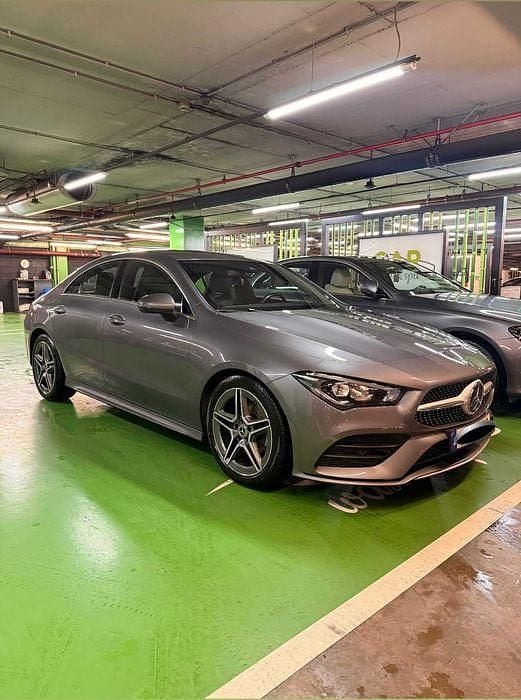 Usado 2020 Mercedes CLA180 AMG line Sedan | € 26.990 - Imagem 1/4