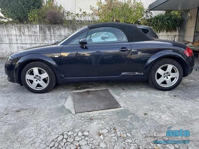 Usado Audi TT 150 HP (110 kW) 2002 Azul Cabrios