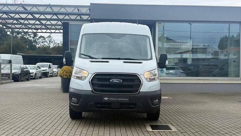 Usado Ford Transit Trend 130 HP (95 kW) 2021 Branco Monovolume