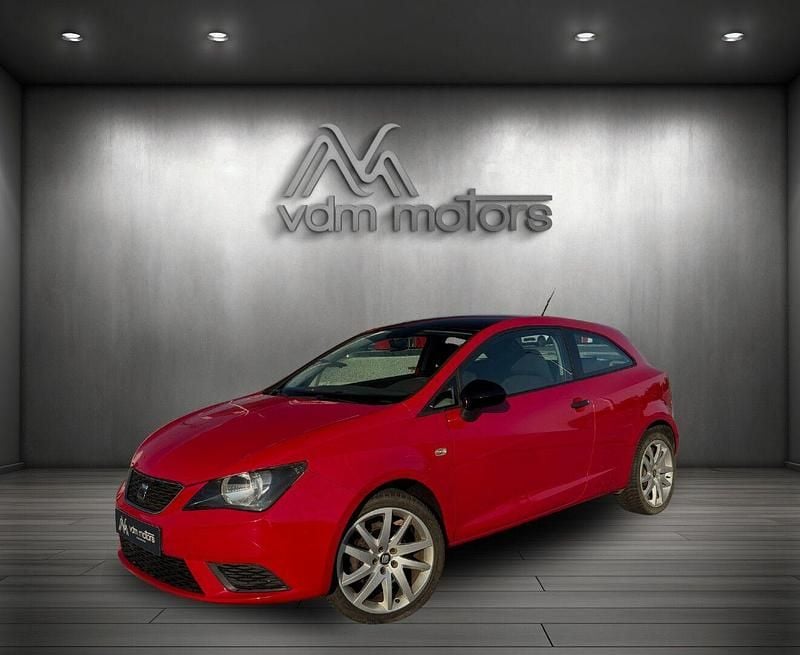Vermelho Usado 2015 Seat Ibiza Style | € 7.500 (Preço justo) - Imagem 1/4