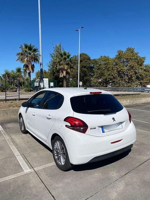 Usado Peugeot 208 82 HP (60 kW) 2018 Citadino