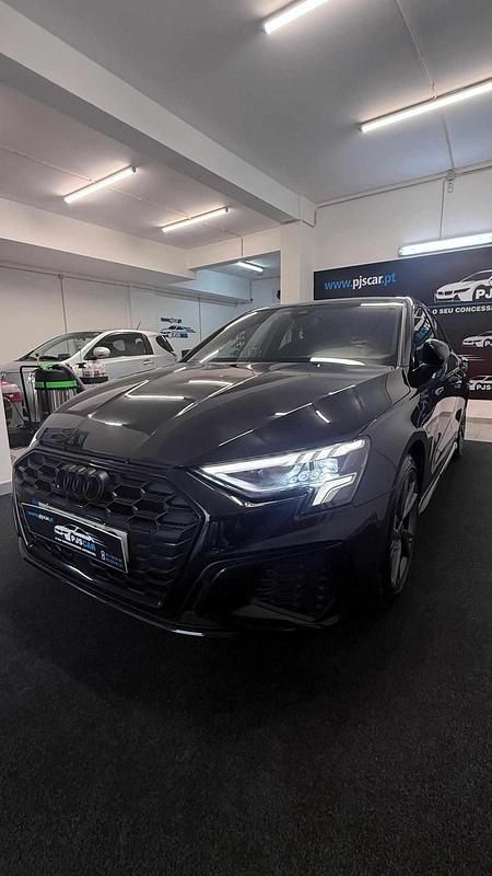 Usado Audi A3 Sportback e-tron 150 HP (110 kW) 2021 Preto Citadino