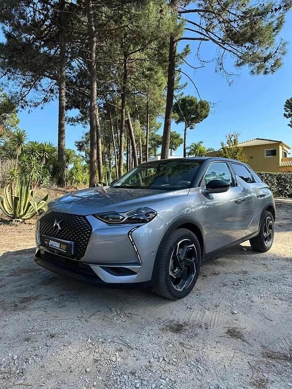 Cinzento Usado 2020 DS Automobiles DS3 Crossback SUV | € 17.990 (Bom preço) - Imagem 1/4