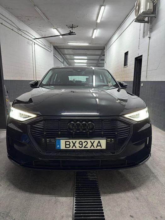 Usado 2020 Audi e-tron Proline SUV | € 29.900 (Preço justo) - Imagem 1/4