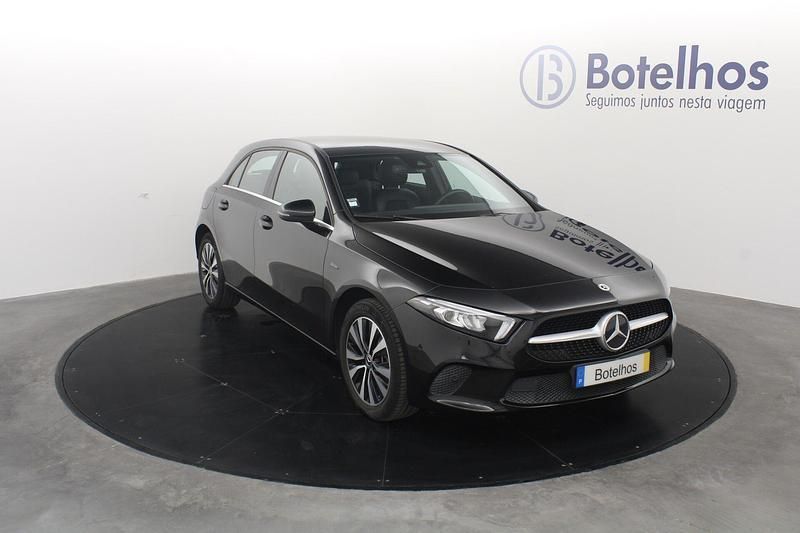 Preto Usado 2021 Mercedes A250 Style | € 24.900 (Preço justo) - Imagem 1/4