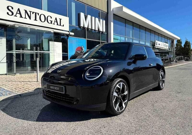Preto Usado 2024 Mini Cooper S Citadino | € 34.900 - Imagem 1/4