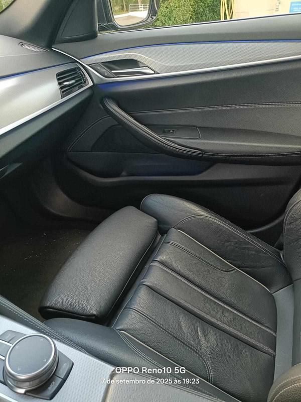 Usado BMW 520 190 HP (139 kW) 2018 Preto Carrinha
