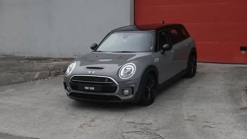 Cinzento Usado 2018 Mini Cooper SD Clubman Carrinha | € 26.500 - Imagem 1/4