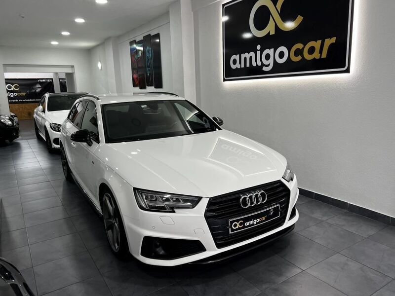 Branco Usado 2019 Audi A4 S-Line Sedan | € 36.950 (Caro) - Imagem 1/4