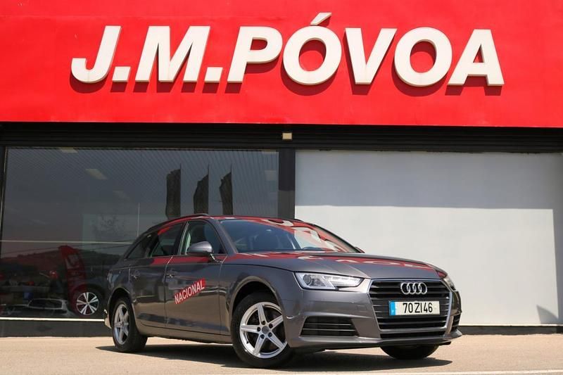 Cinzento Usado 2019 Audi A4 Carrinha | € 24.490 (Preço justo) - Imagem 1/4