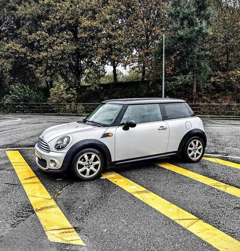 Usado Mini Cooper 112 HP (82 kW) 2012 Cinzento Citadino