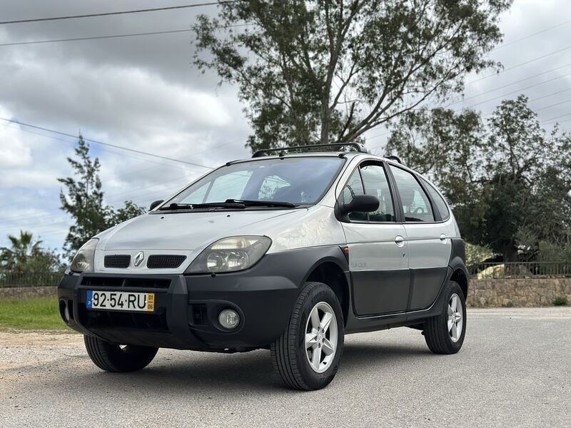 Usado 2001 Renault Scénic Monovolume | € 3.900 - Imagem 1/4
