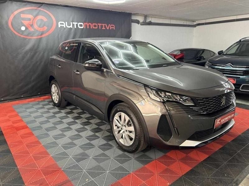 Cinzento Usado 2022 Peugeot 3008 | € 19.990 (Bom preço) - Imagem 1/4