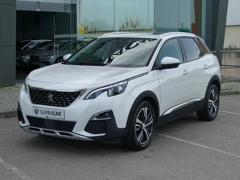 Branco Usado 2017 Peugeot 3008 Allure SUV | € 18.990 (Preço justo) - Imagem 1/4