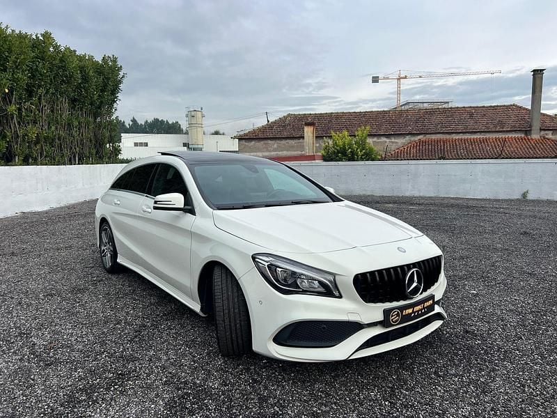 Usado Mercedes CLA220 AMG line 170 HP (125 kW) 2017 Branco Sedan