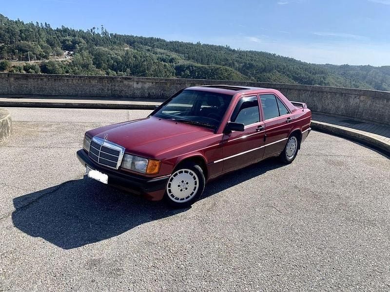 Usado 1992 Mercedes 190 Sedan | € 6.999 - Imagem 1/4