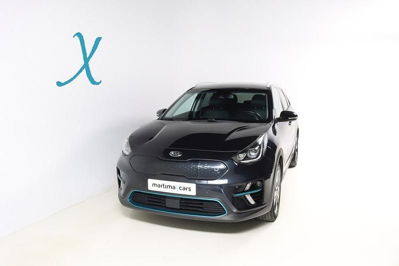 Usado Kia e-Niro 150 kW (204 HP) 2020 Azul SUV