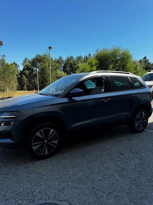 Usado Skoda Karoq 150 HP (110 kW) 2024 SUV