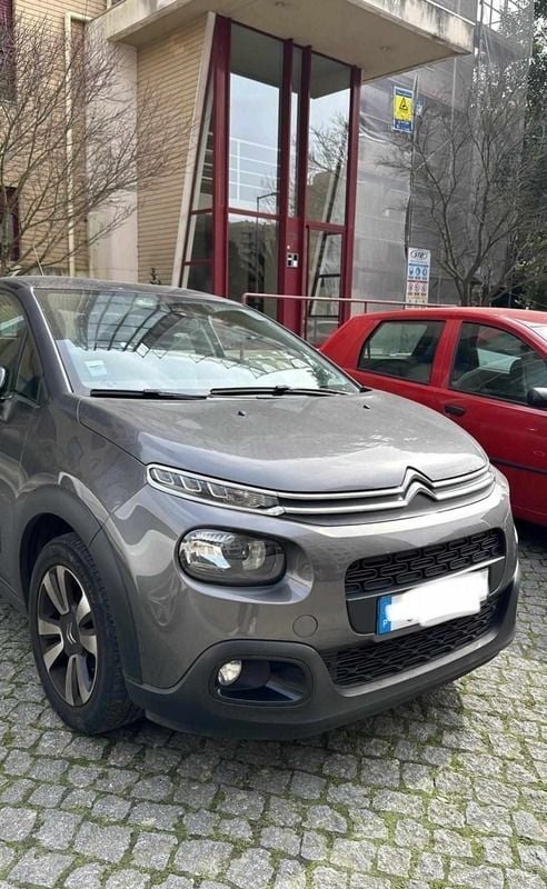 Cinzento Usado 2018 Citroën C3 Citadino | € 9.000 (Super Preço) - Imagem 1/4