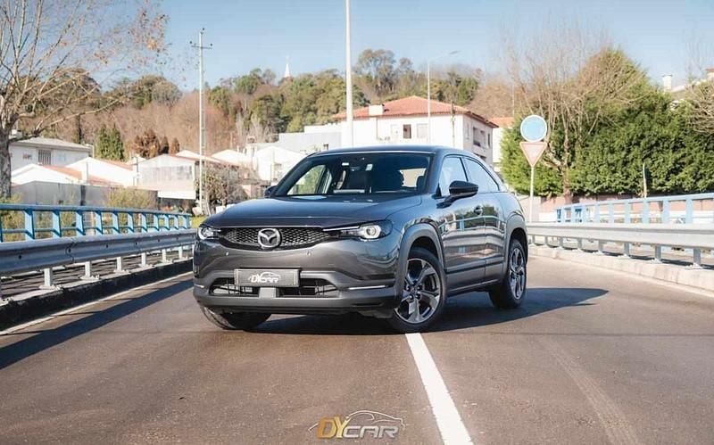 Cinzento Usado 2021 Mazda MX30 SUV | € 14.900 (Bom preço) - Imagem 1/4