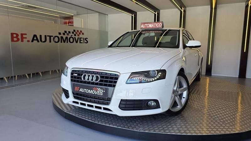 Branco Usado 2009 Audi A4 S-Line Sedan | € 15.900 (Preço justo) - Imagem 1/4