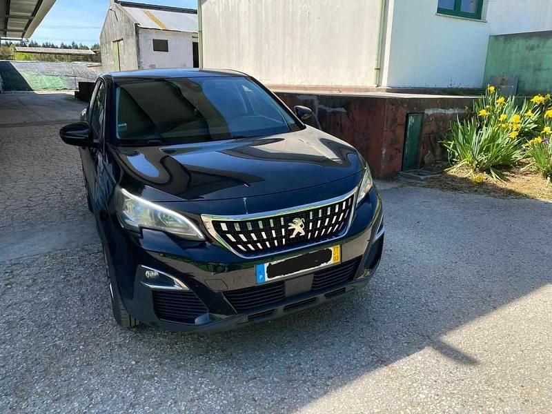 Usado Peugeot 3008 120 HP (88 kW) 2017 Preto SUV