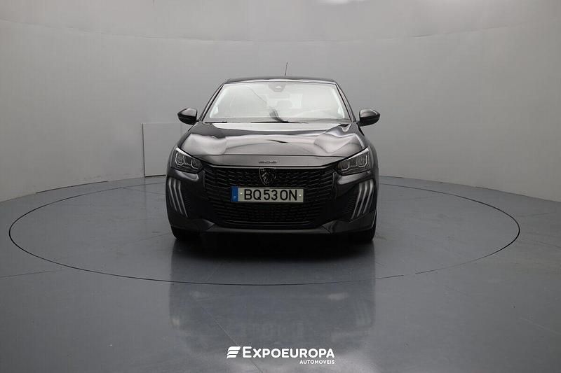 Preto Usado 2025 Peugeot 208 Style Citadino | € 26.490 - Imagem 1/4