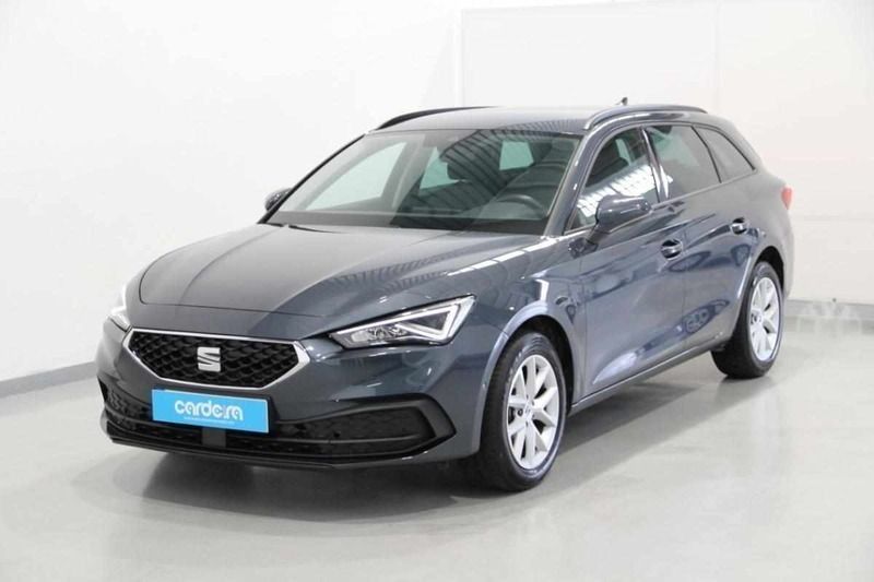 Cinzento Usado 2022 Seat Leon Style Carrinha | € 20.990 (Preço justo) - Imagem 1/4
