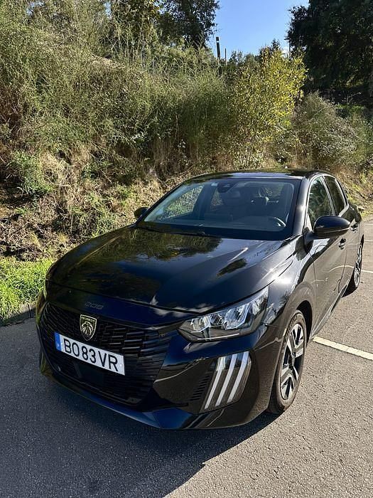 Usado 2024 Peugeot 208 Allure Citadino | € 20.500 - Imagem 1/4
