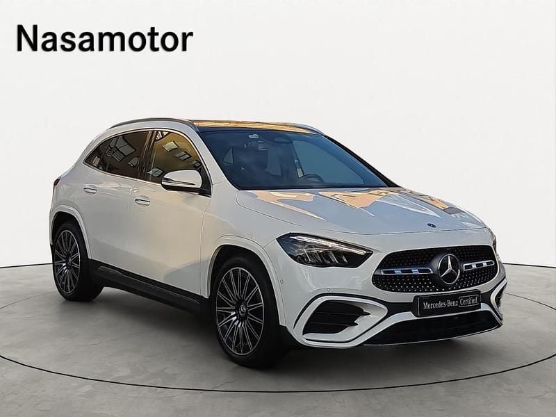 Branco Usado 2024 Mercedes GLA180 SUV | € 49.900 (Preço elevado) - Imagem 1/4