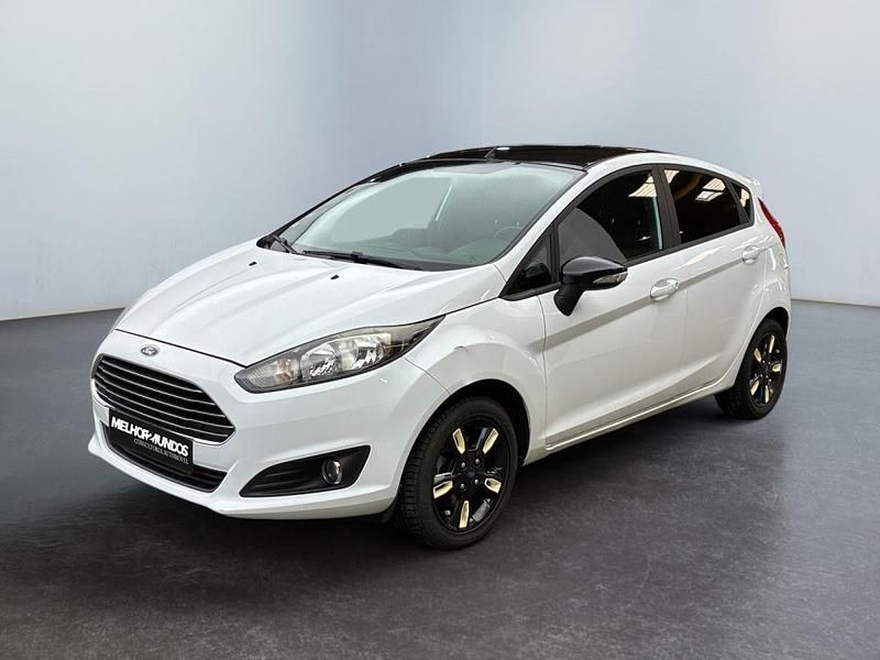 Branco Usado 2015 Ford Fiesta Citadino | € 9.500 (Preço justo) - Imagem 1/4