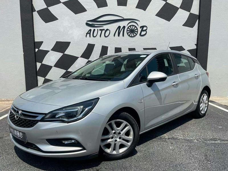 Cinza Usado 2019 Opel Astra Business Edition | € 14.489 (Preço justo) - Imagem 1/4