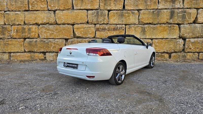 Usado Renault Mégane Cabriolet 110 HP (80 kW) 2013 Branco Cabrios
