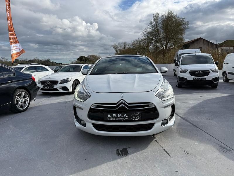 Usado Citroën DS5 Sport Chic 163 HP (119 kW) 2012 Branco Citadino