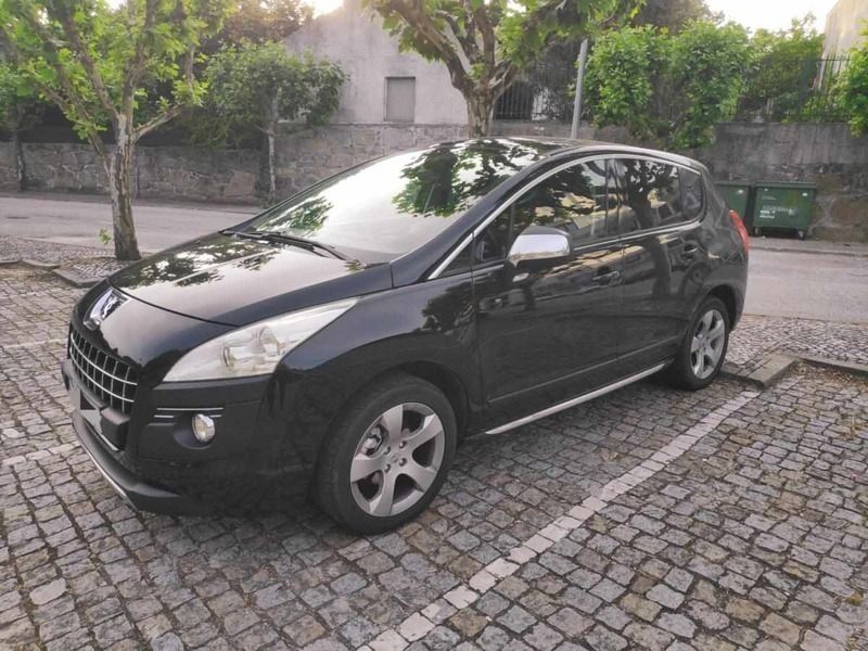 Preto Usado 2011 Peugeot 3008 Carrinha | € 9.500 (Preço justo) - Imagem 1/4