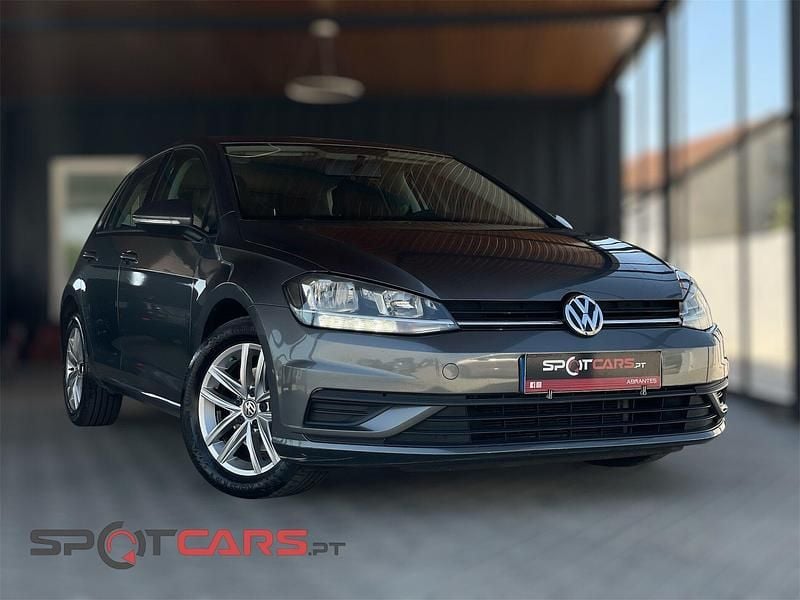Cinza Usado 2017 VW Golf VII | € 15.790 (Preço elevado) - Imagem 1/4