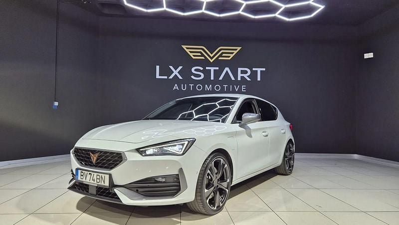 Branco Usado 2022 Cupra Leon VZ | € 27.990 (Preço justo) - Imagem 1/4