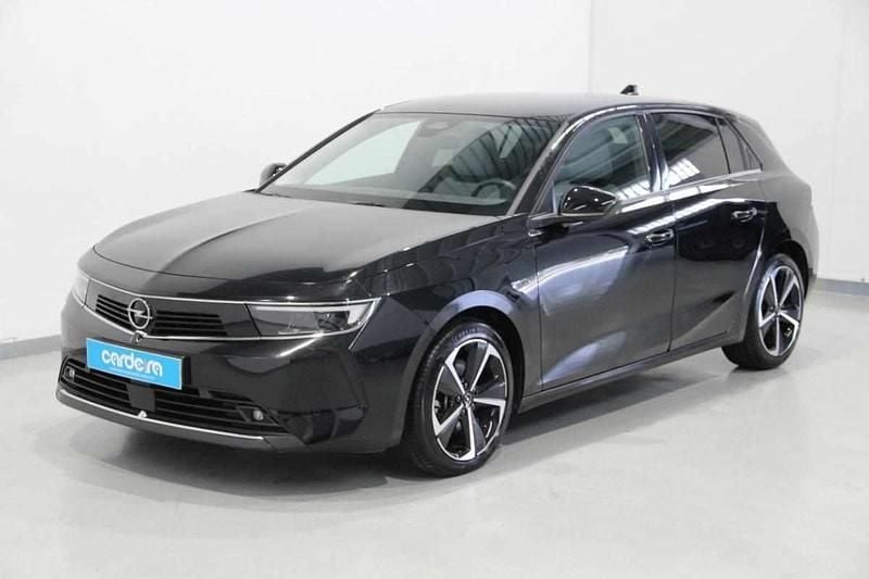 Preto Usado 2023 Opel Astra Citadino | € 23.490 (Preço justo) - Imagem 1/4