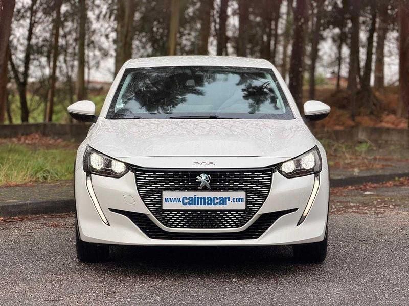 Usado Peugeot e-208 100 kW (136 HP) 2021 Branco Citadino
