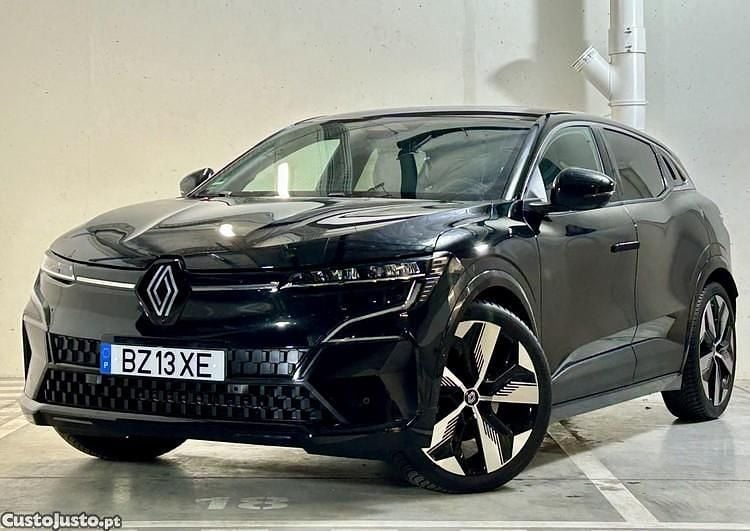 Preto Usado 2023 Renault Mégane IV Techno Citadino | € 22.900 (Super Preço) - Imagem 1/1
