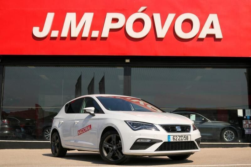 Branco Usado 2019 Seat Leon FR Citadino | € 18.990 (Caro) - Imagem 1/4