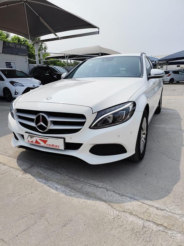 Branco Usado 2016 Mercedes C220 Carrinha | € 21.950 - Imagem 1/4