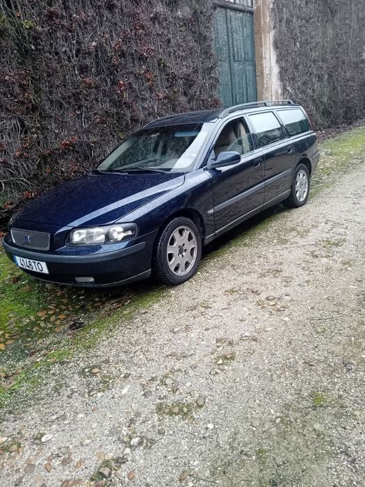 Usado 2003 Volvo V70 Carrinha | € 3.500 - Imagem 1/4
