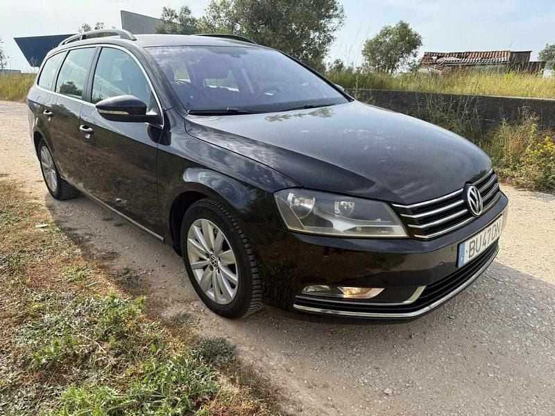 Usado VW Passat 105 HP (77 kW) 2011 Preto