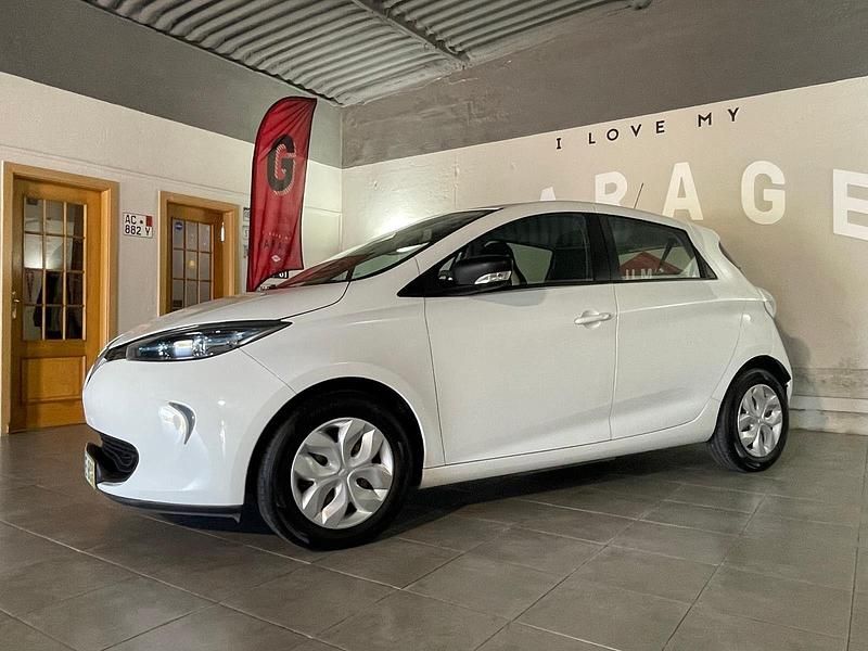 Usado Renault Zoe Life 67 kW (92 HP) 2018 Branco Citadino
