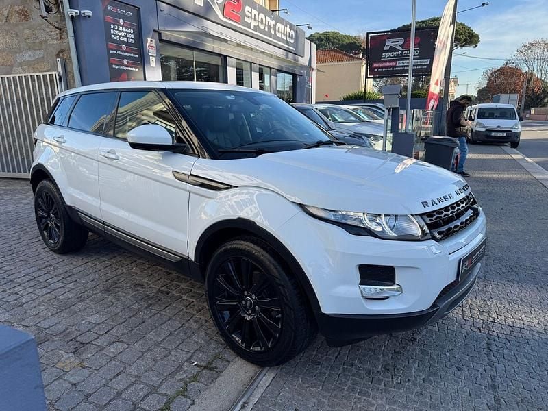 Usado Land Rover Range Rover Pure 150 HP (110 kW) 2015 Branco SUV