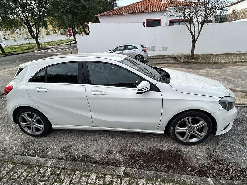 Usado Mercedes A160 66 HP (48 kW) 2015 Sedan