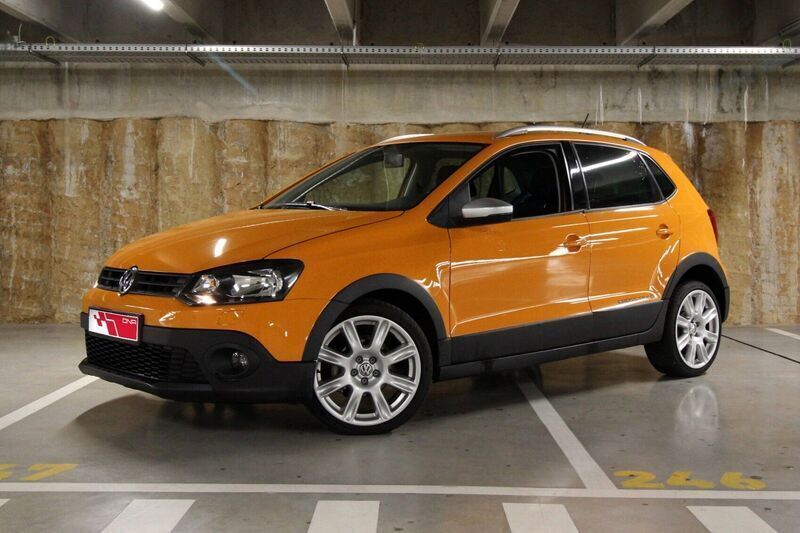Laranja Usado 2012 VW Polo Cross Citadino | € 10.990 - Imagem 1/4