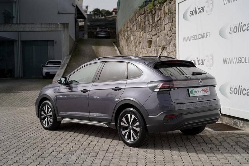 Usado VW Taigo Life 110 HP (80 kW) 2023 Cinza SUV